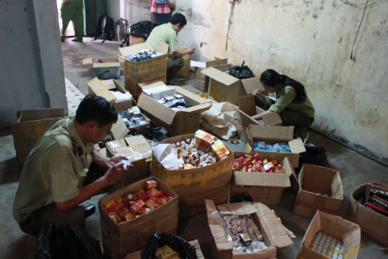 hàng giả nguỵ trang hàng xách tay hàng giả nguỵ trang hàng xách tay